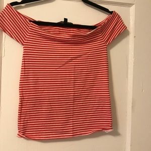 Stripped off shoulder crop too!